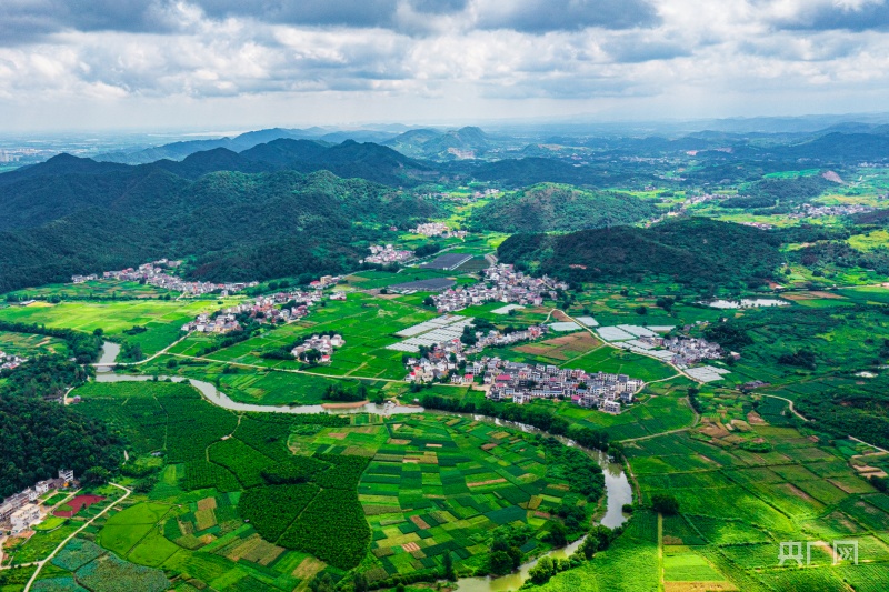 天博瞰江西！夏日乡村 绿意盎然(图4)