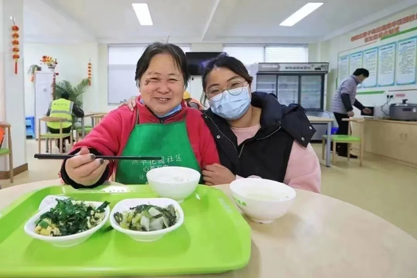 天博体育官方平台入口打造“舌尖上的幸福”让老年人在家门口吃好饭！(图10)