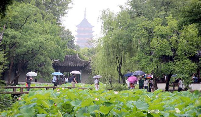 天博体育官方平台入口走进苏州拙政园 品味中国传统园林之美 设计理念和艺术价值(图2)