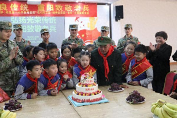 天博官网砀城第一小学开展“我们的节日精神的家园重阳”主题实践活动(图4)