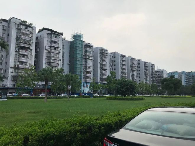 天博官网入口实探天河洼地：200万不到住市中心两房刚需们有救了？(图5)