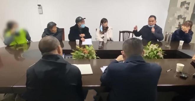 天博官网入口回顾：独居老人找保姆照顾儿女却说他为老不尊扬言要断绝关系(图20)